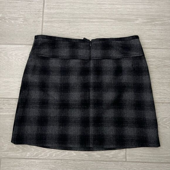 Kenar size 4 Gray Black Plaid Knit Wool Blend Skirt Zippered Accents Lined - Picture 4 of 6